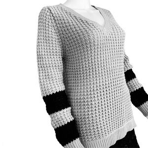 rue21 Sweater Medium